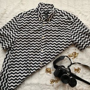 Zigzag Strip Short Sleeve Button Down